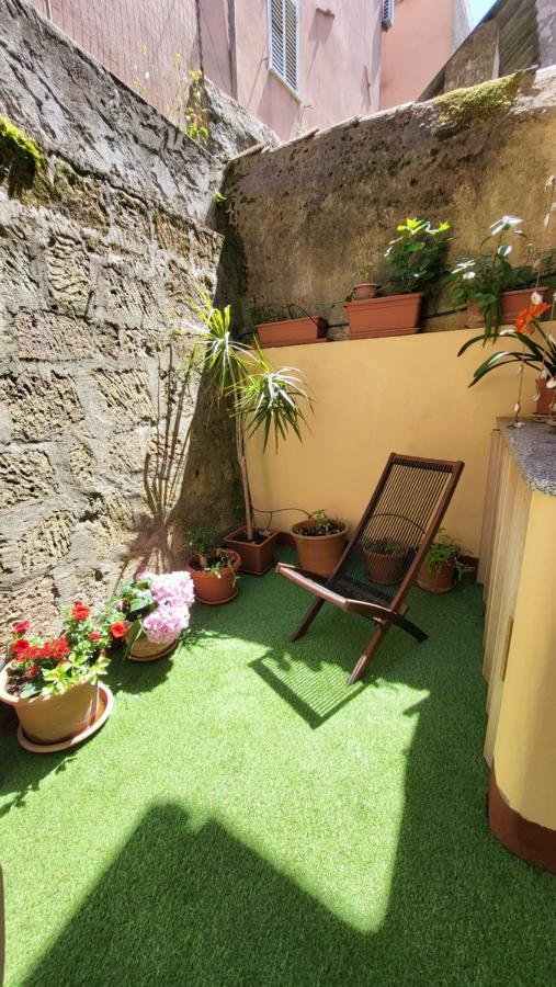 Itiseasy Cuglieri 1 E 2 Private Apartments Bagian luar foto