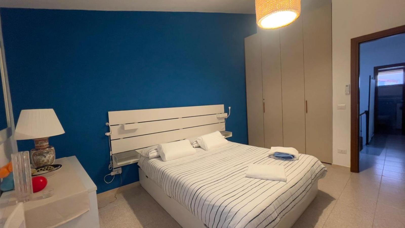 Itiseasy Cuglieri 1 E 2 Private Apartments Bagian luar foto